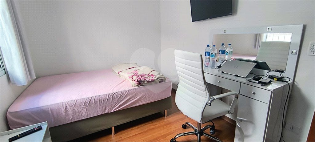Sobrado à venda com 3 quartos, sendo 1 suíte, em Vila Butantã, São Paulo, SP