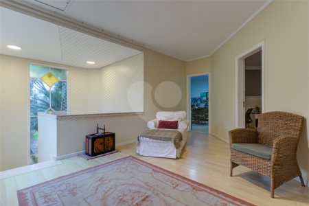 Casa à venda com 4 suítes no condomínio Vila Verde, São Paulo - SP