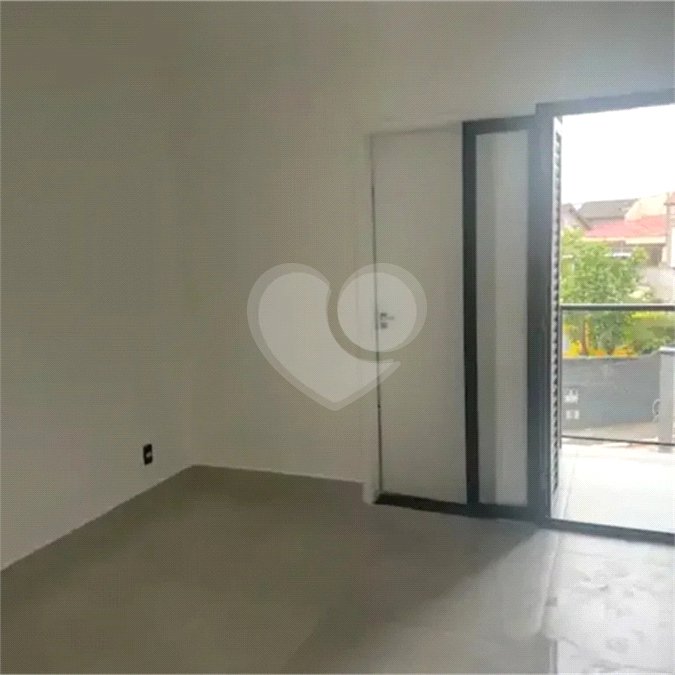 Sobrado à venda com 3 quartos, sendo 1 suíte,  em Jardim São José (zona Norte), São Paulo, SP