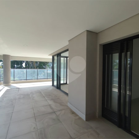 Apartamento à venda com 4 suítes em Jardim Leonor, São Paulo, SP