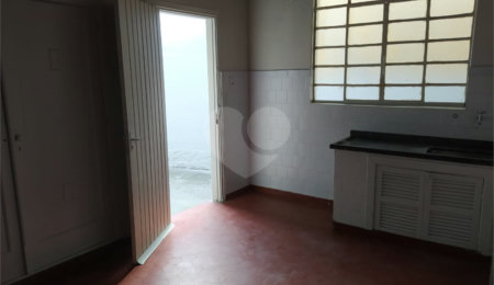 Casa Térrea à venda com 5 quartos em Lapa de Baixo, São Paulo, SP