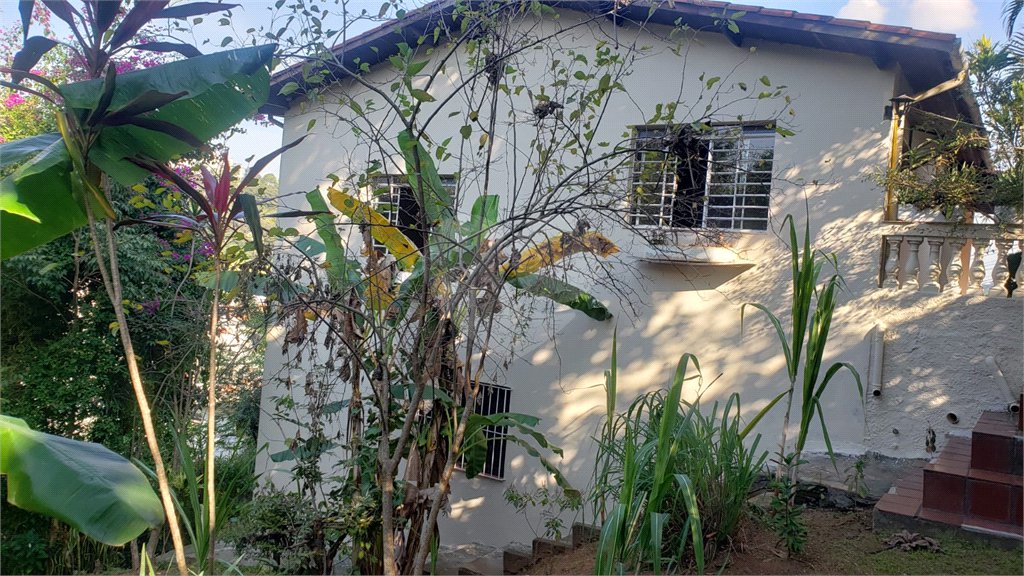 Sobrado à venda com 3 quartos, sendo 1 suíte, em Horto, São Paulo, SP