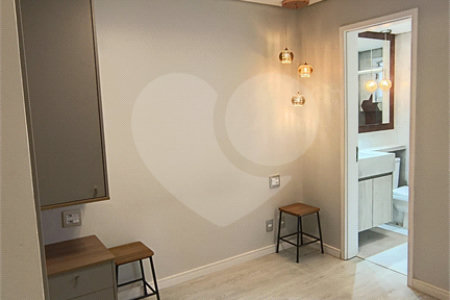 Apartamento à venda com 2 quartos, sendo 1 suíte, em Barra Funda, São Paulo, SP
