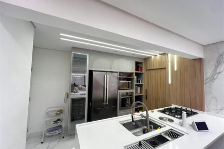 Apartamento à venda com 3 quartos, sendo 1 suíte,  no Centro, São Bernardo do Campo, SP