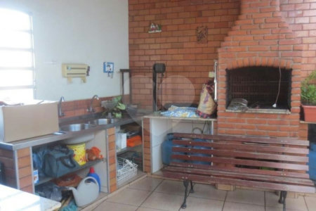 Sobrado à venda com 4 quartos, sendo 1 suíte, em Cambuci, São Paulo, SP