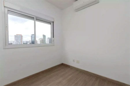 Apartamento à venda com 2 suítes em Vila Cordeiro, São Paulo, SP
