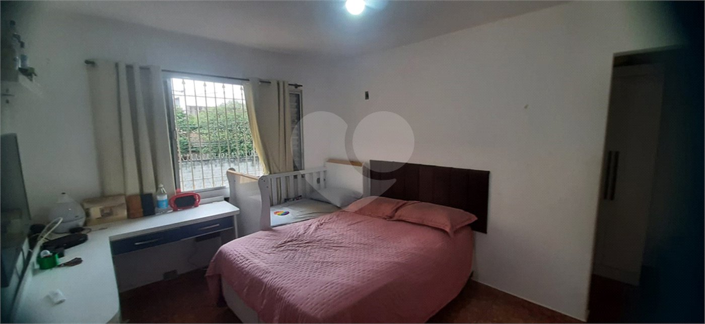 Sobrado à venda com 4 quartos, sendo 1 suíte, em Jardim Brasil (zona Norte), São Paulo, SP
