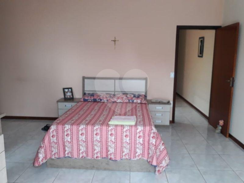 Sobrado à venda com 3 quartos, sendo 1 suíte,  em Chácara Jafet, Mogi das Cruzes, SP