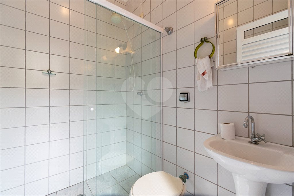 Casa à venda com 3 quartos, sendo 1 suíte,  em Vila Cordeiro, São Paulo, SP