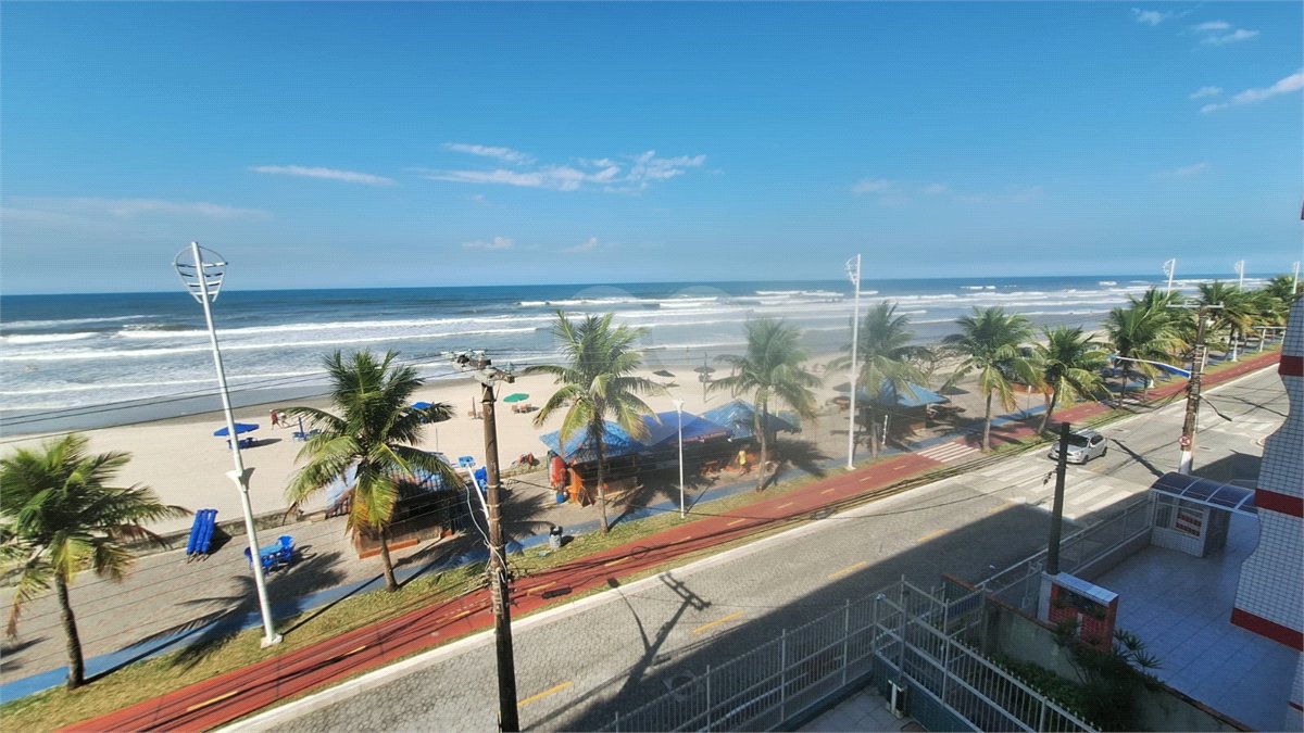 Apartamento à venda com 1 quarto no Centro, Mongaguá, SP