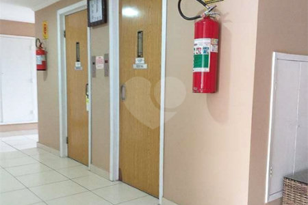 Apartamento à venda com 2 quartos em Jardim Ivana, São Paulo, SP