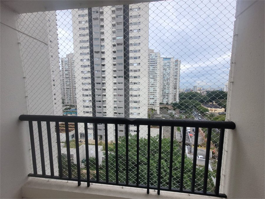 Apartamento à venda com 2 quartos em Vila Anastácio, São Paulo, SP
