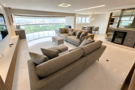 Apartamento à venda com 5 suítes em Parque Enseada, Guarujá, SP