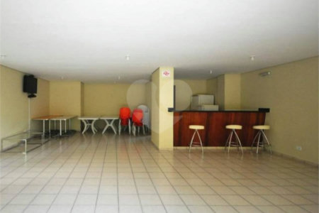 Apartamento à venda com 3 quartos, sendo 1 suíte, em Paraíso do Morumbi, São Paulo, SP