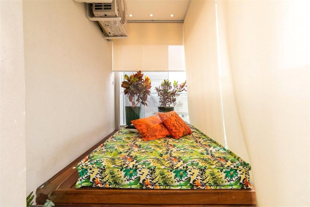 Apartamento à venda ou para alugar com 2 quartos, sendo 1 suíte, em Vila Gertrudes, São Paulo, SP