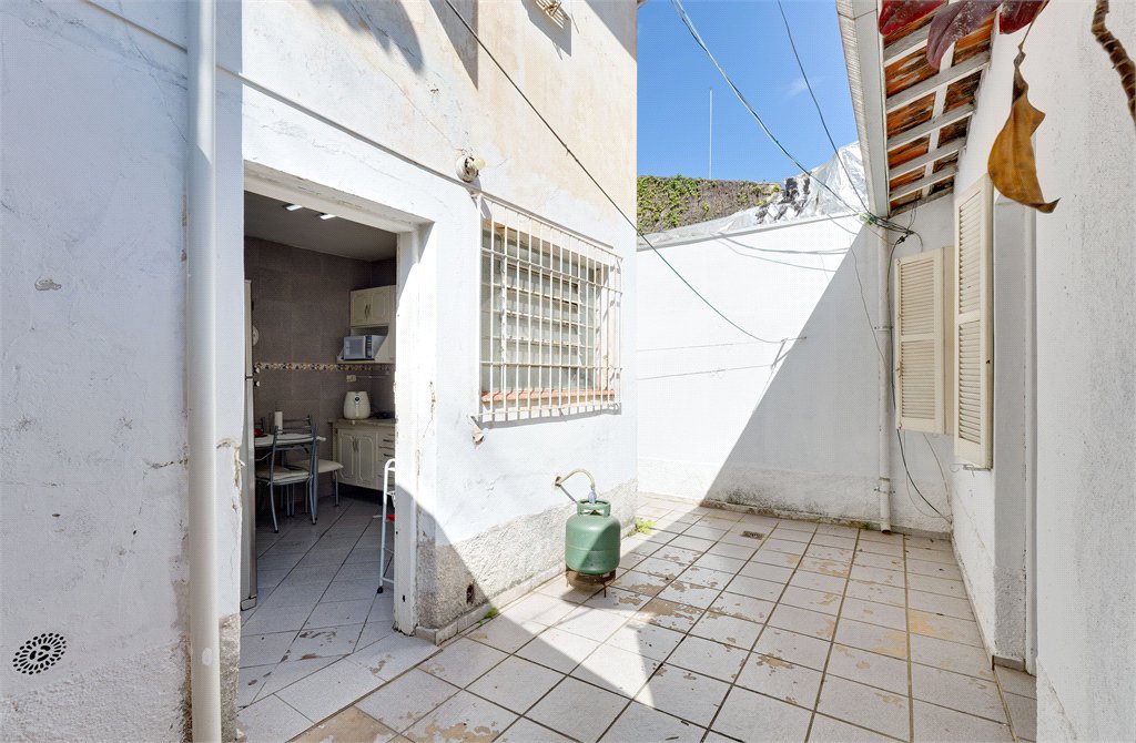 Sobrado à venda com 4 quartos, sendo 1 suíte, em Chácara Santo Antônio (zona Sul), São Paulo, SP