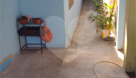Sobrado à venda com 2 quartos em Cidade Tiradentes, São Paulo, SP