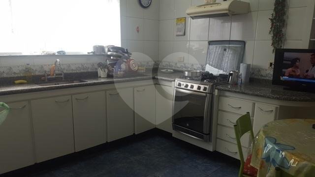Sobrado à venda com 5 quartos, sendo 1 suíte, em Jardim Virginia Bianca, São Paulo, SP