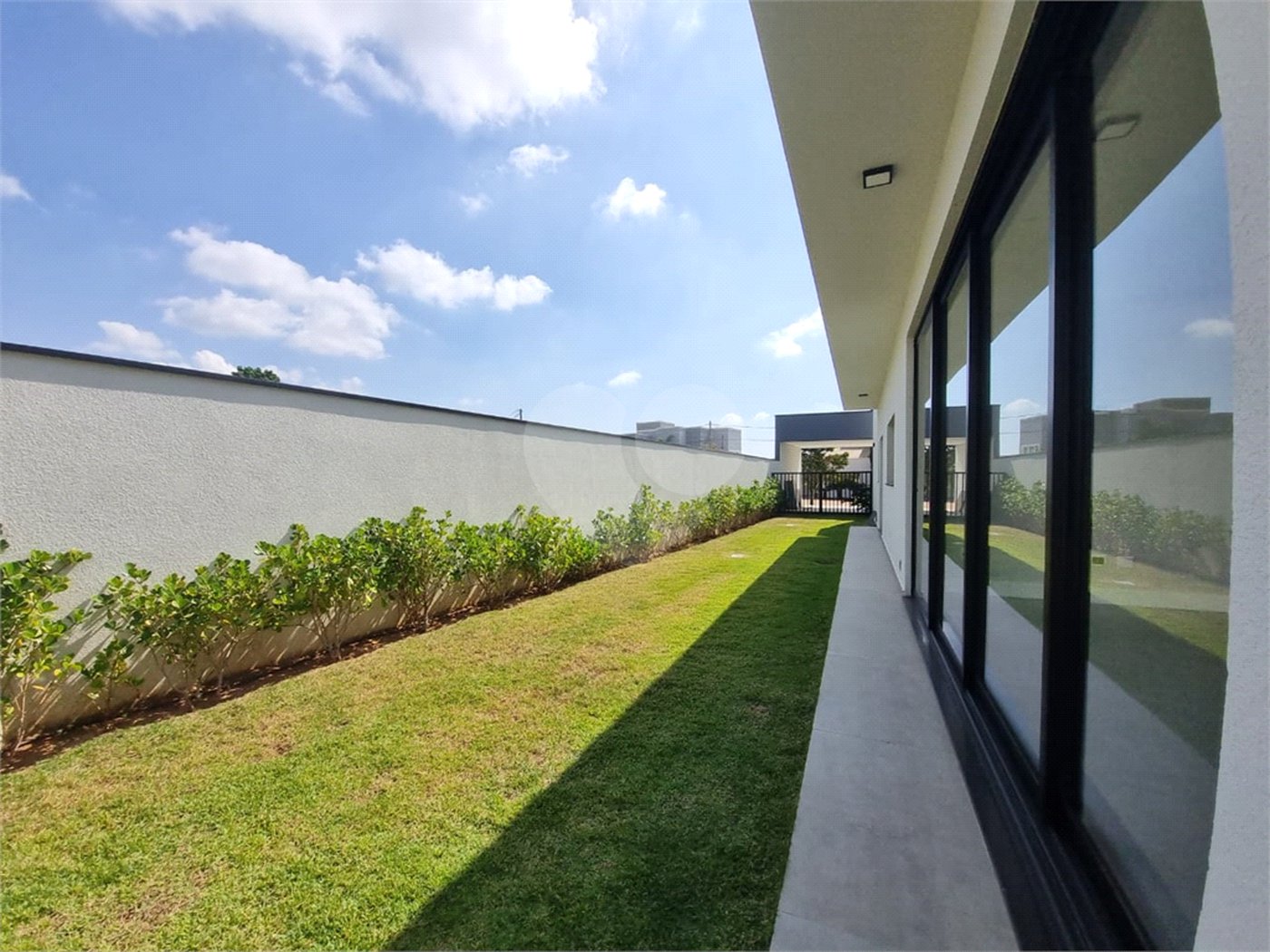 Casa à venda com 4 suítes no condomínio Xapada Park Ytu, Itu - SP