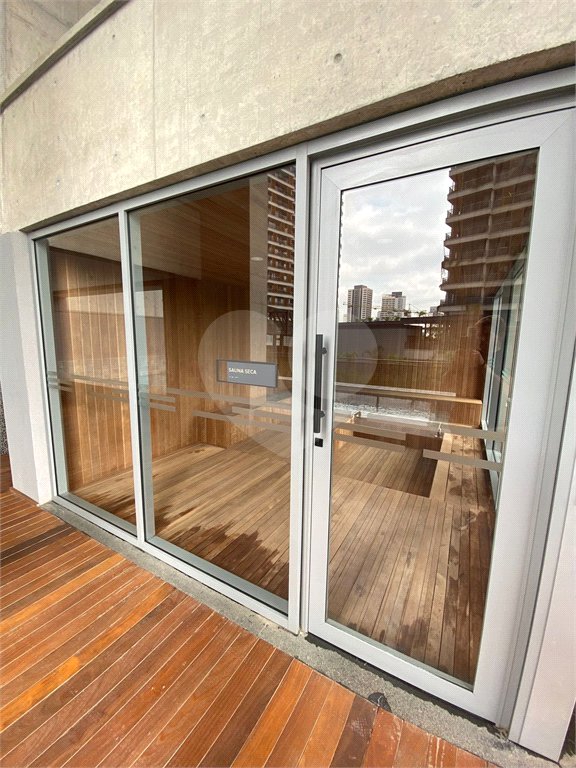 Apartamento à venda com 3 suítes em Jardim das Acácias, São Paulo, SP