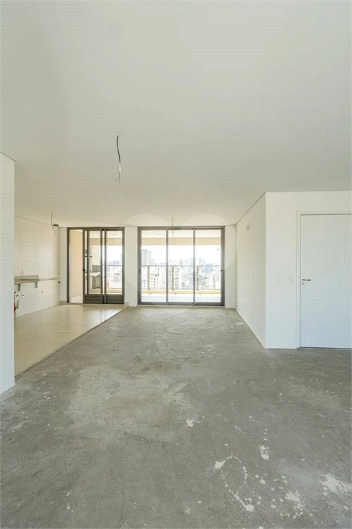 Apartamento à venda com 4 quartos, sendo 3 suítes, em Campo Belo, São Paulo, SP
