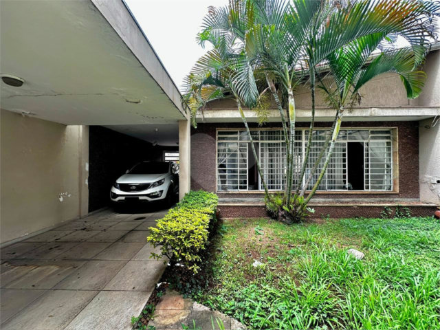 Casa Térrea à venda ou para alugar com 3 quartos em Brooklin Novo, São Paulo, SP