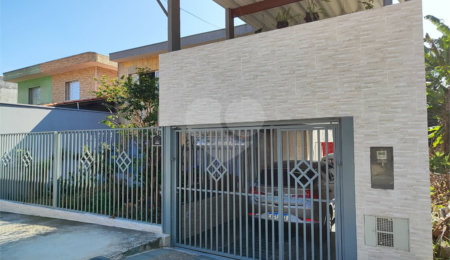 Sobrado à venda com 3 quartos, sendo 1 suíte, em Parque Naçoes Unidas, São Paulo, SP