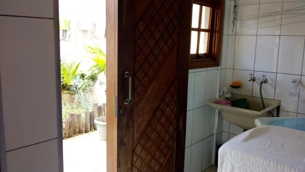 Sobrado à venda com 5 quartos, sendo 1 suíte, em Lapa de Baixo, São Paulo, SP