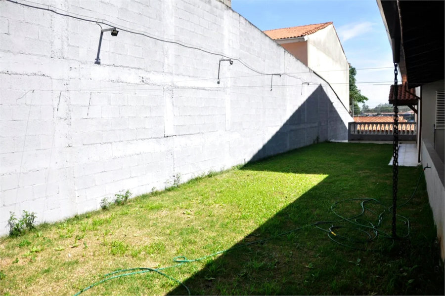 Sobrado à venda com 3 quartos, sendo 1 suíte, em Jaraguá, São Paulo, SP