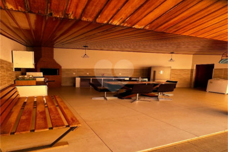 Sobrado à venda com 4 quartos, sendo 1 suíte, em Wanel Ville, Sorocaba, SP