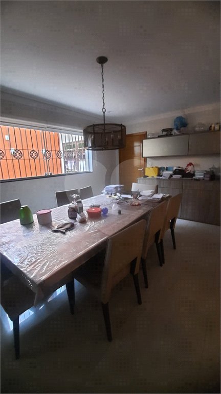 Casa à venda com 3 quartos, sendo 2 suítes,  em Vila Galvão, Guarulhos, SP