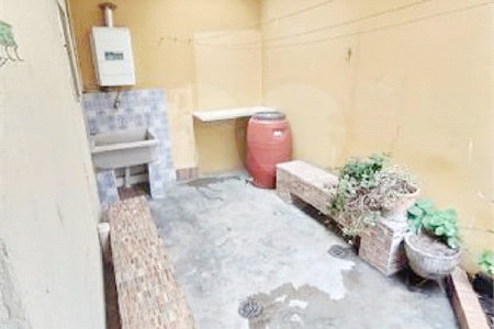 Sobrado à venda com 3 quartos em Vila Gustavo, São Paulo, SP