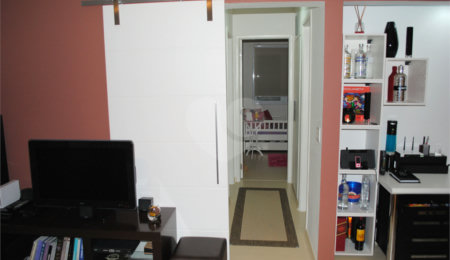 Apartamento à venda com 2 quartos, sendo 1 suíte,  em Campo Belo, São Paulo, SP
