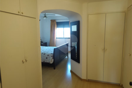 Apartamento à venda com 4 suítes em Jardim Marajoara, São Paulo, SP