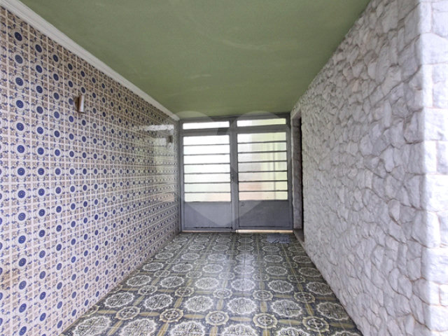Casa à venda com 3 quartos, sendo 1 suíte,  em Jardim Leonor Mendes de Barros, São Paulo, SP