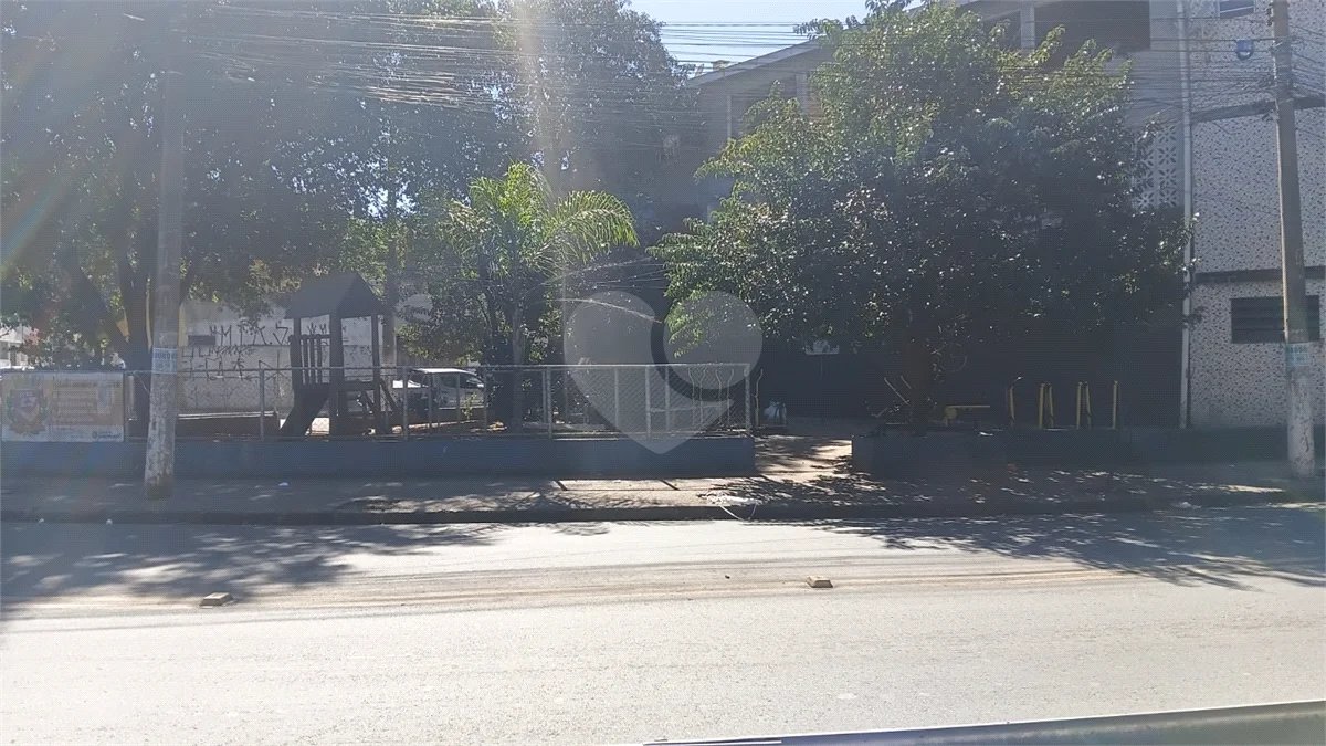 Térrea 02 dormitórios, localização privilegiada. Próximo a tudo