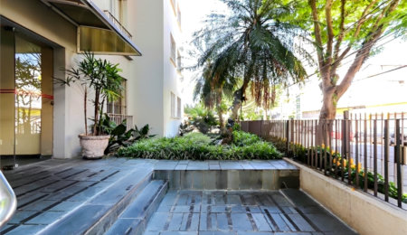Apartamento à venda com 3 quartos em Caxingui, São Paulo, SP