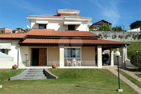Casa à venda com 3 quartos, sendo 1 suíte, no condomínio Jardim do Ribeirão 1, Itupeva - SP
