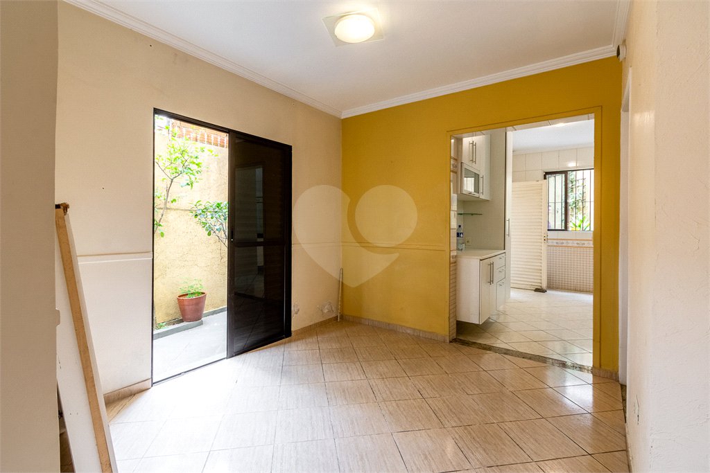 Casa à venda com 3 quartos, sendo 1 suíte, em São Judas, São Paulo, SP