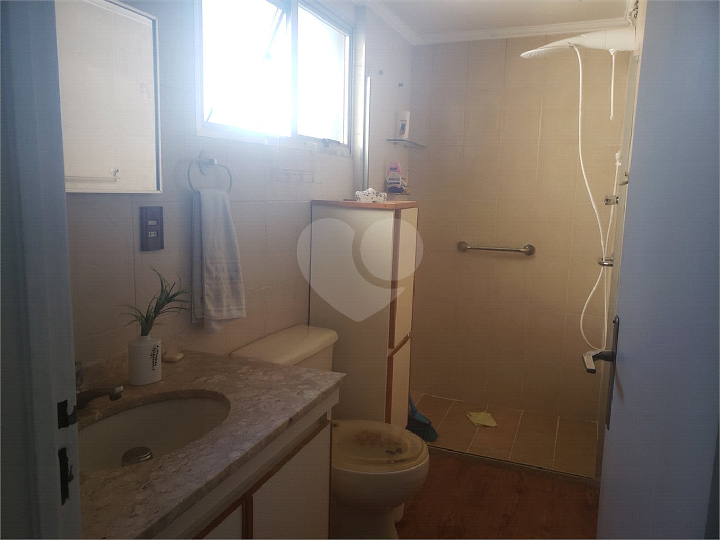 Apartamento à venda com 2 quartos, sendo 1 suíte, em Jardim Marajoara, São Paulo, SP