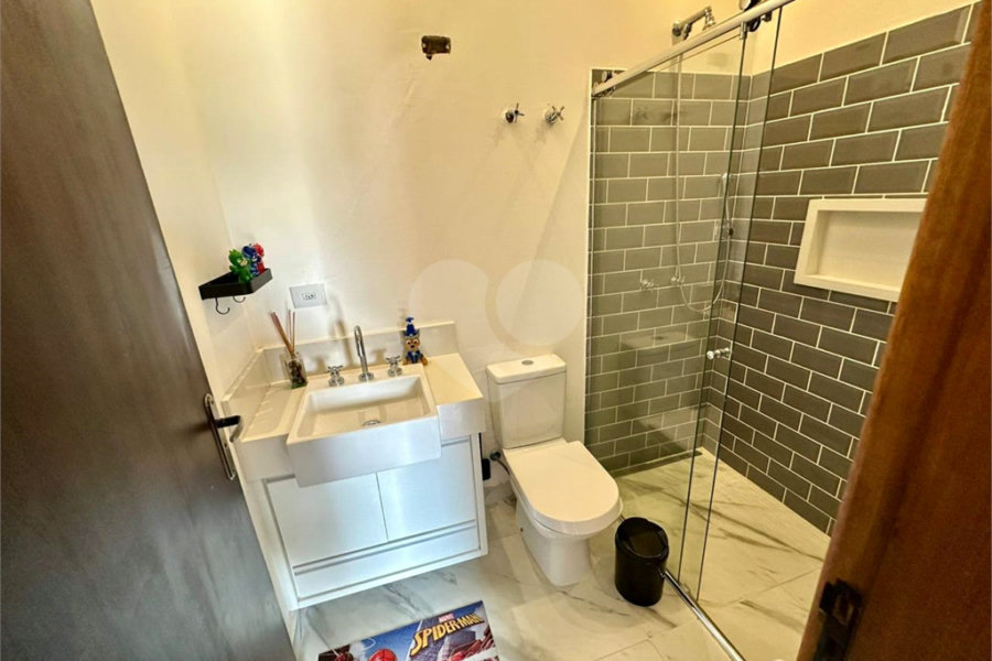 Casa à venda com 4 suítes no condomínio Gleba II, Mairiporã - SP