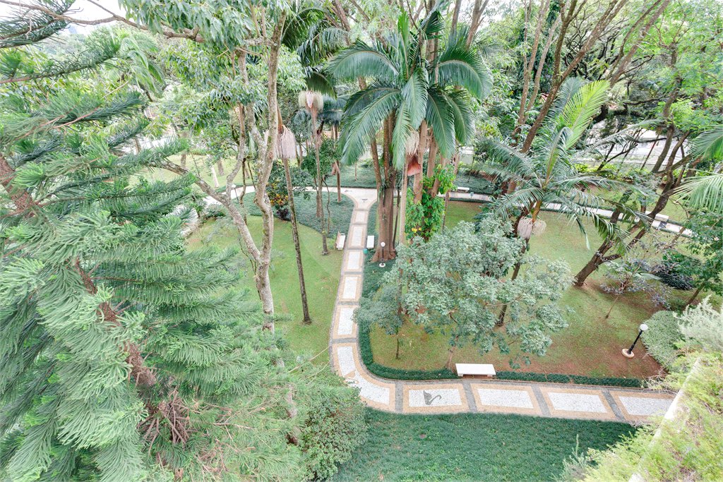 Apartamento à venda com 4 quartos, sendo 2 suítes, em Granja Julieta, São Paulo, SP