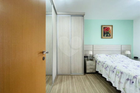 Apartamento à venda com 2 suítes em Vila Scarpelli, Santo André, SP