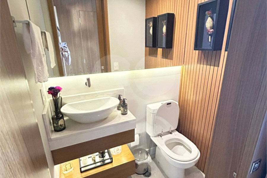 Apartamento à venda com 3 suítes em Barra Funda, São Paulo, SP