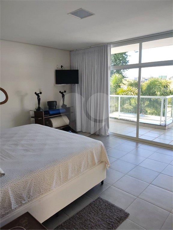 Casa à venda com 4 quartos, sendo 3 suítes, no condomínio Estância Marambaia, Vinhedo - SP