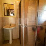 Chácara à venda com 4 quartos, sendo 2 suítes, em Vila Santa Rita, São Roque, SP
