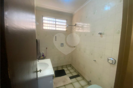 Casa à venda com 4 quartos, sendo 1 suíte, em Campos Elíseos, Ribeirão Preto, SP
