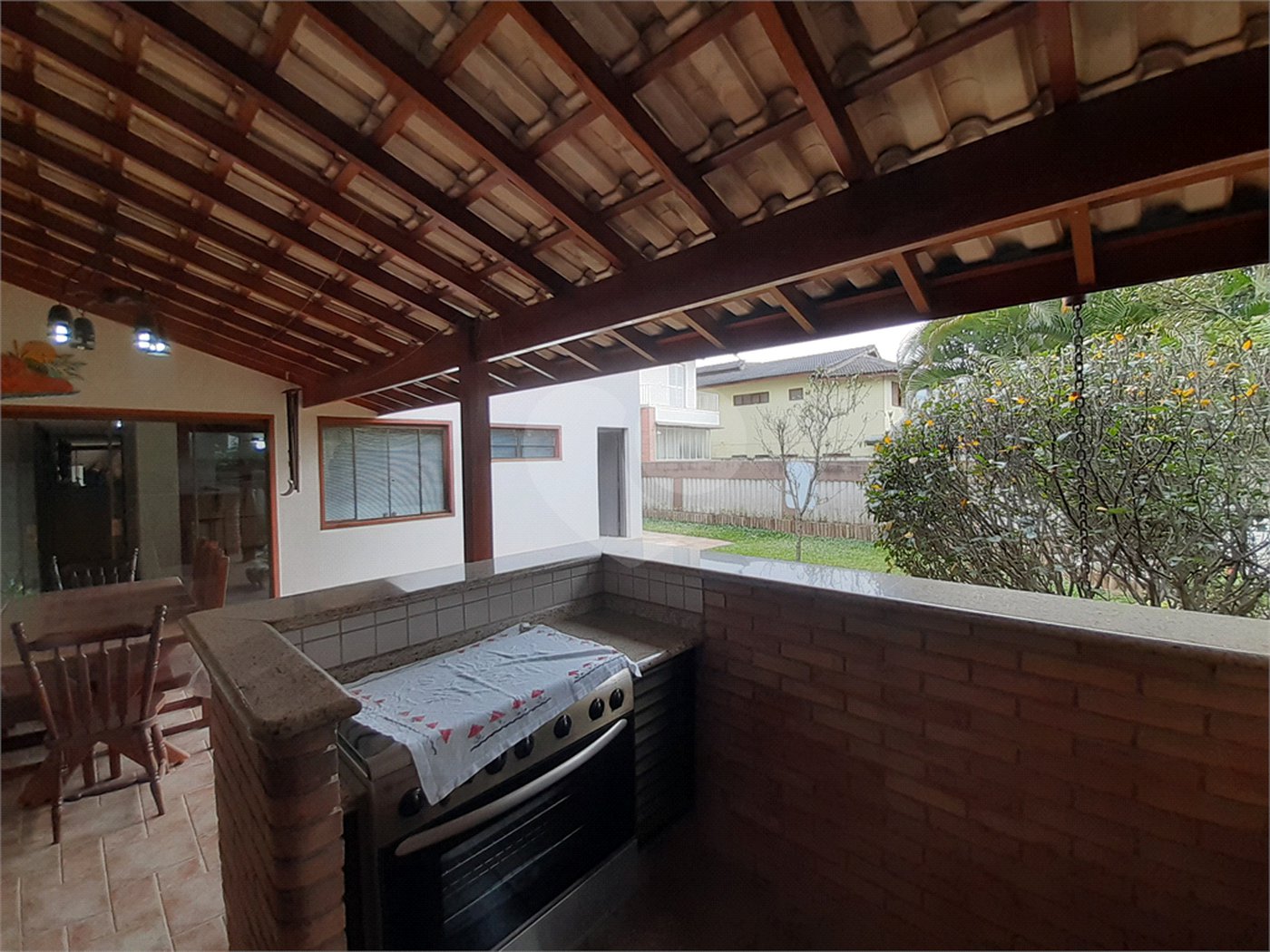 Casa à venda com 4 quartos, sendo 2 suítes,  em Jardim Floresta, São Paulo, SP