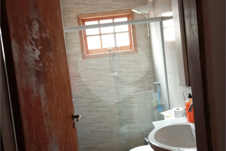 Casa à venda com 4 quartos, sendo 2 suítes,  em Guaxinduva, Atibaia, SP