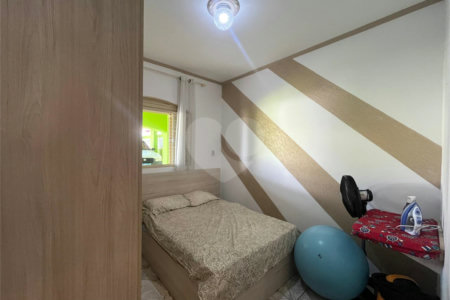 Casa à venda com 2 quartos, sendo 1 suíte, no Centro, Sarapuí, SP